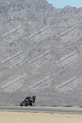 media/Oct-04-2025-CVMA (Sat) [[408bcdd6e4]]/Race 5-Amateur Formula Middleweight/